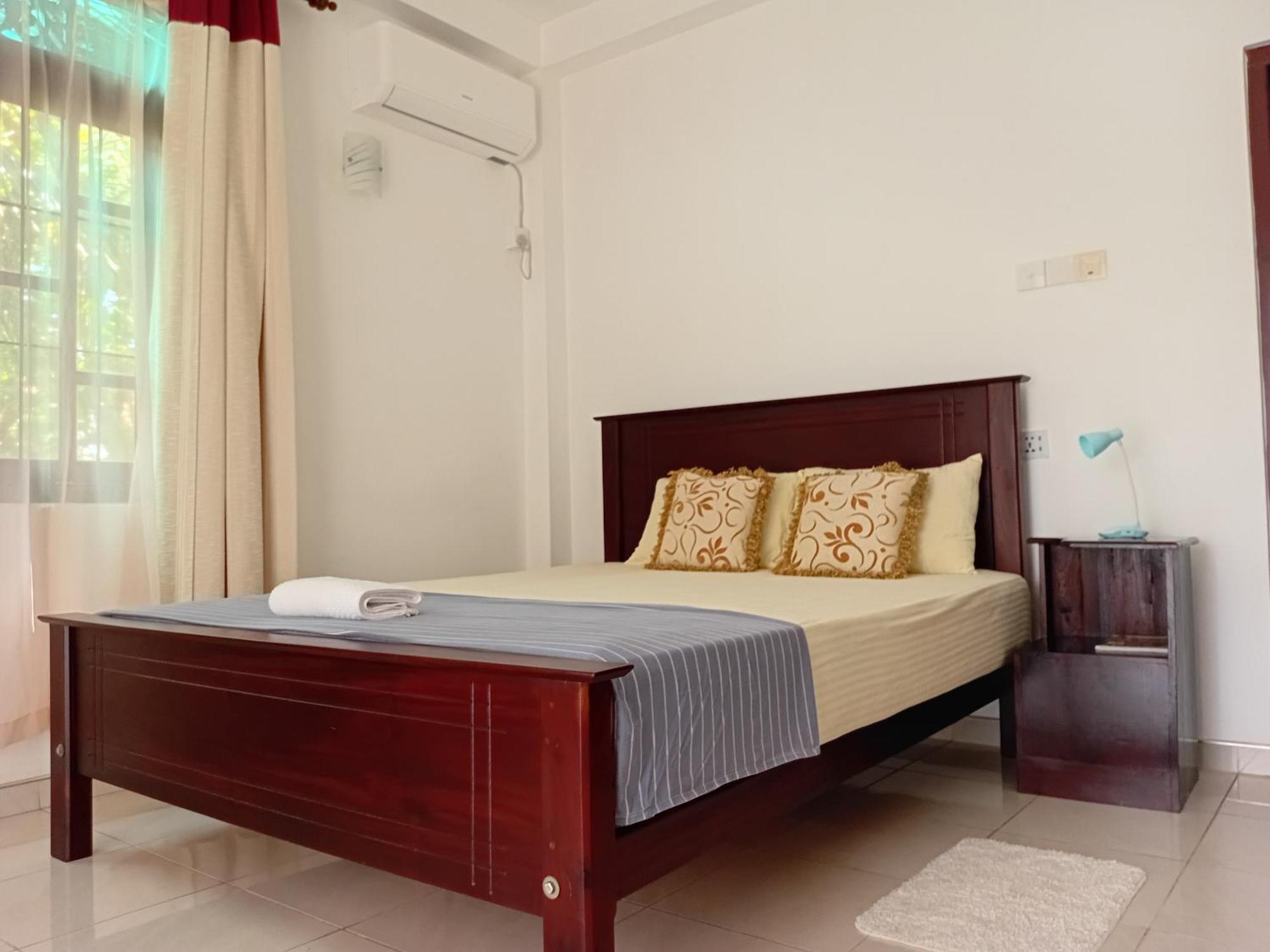 Lake Life Villa อัมบาลังโกดา ภายนอก รูปภาพ